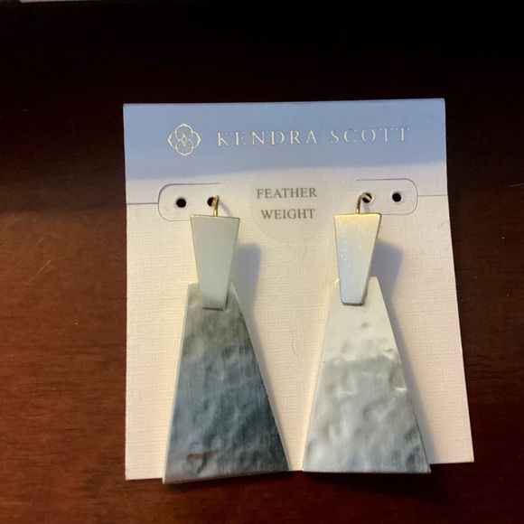 Kendra Scott Jewelry - Earrings